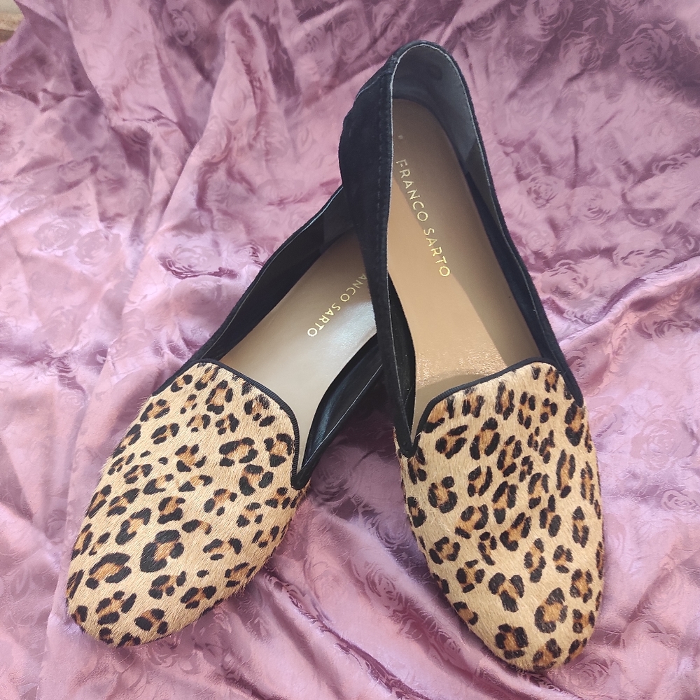 Franco sarto cheetah print leather Flats made in Vietnam